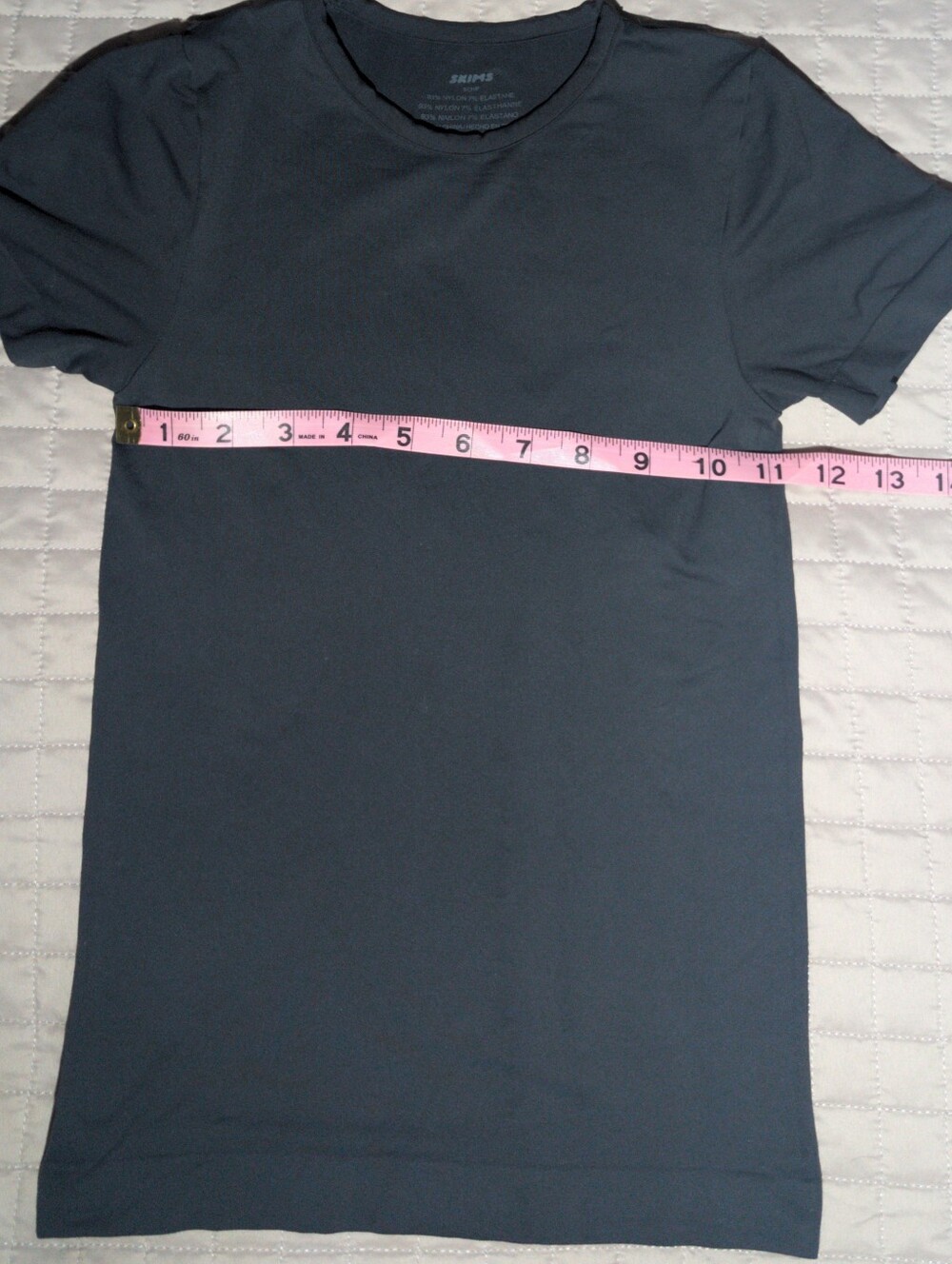 SKIMS Soft Smoothing Seamless T-Shirt Color Onyx (Black) Small